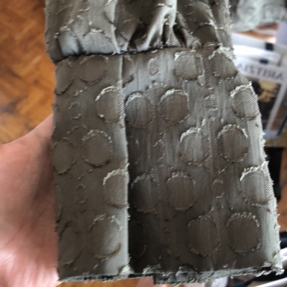 H&M Green Blouse - Picture 2 of 4